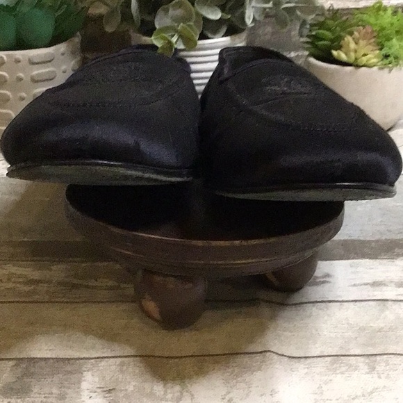 CHANEL Black Satin Loafers Sz 40 - Picture 4 of 11